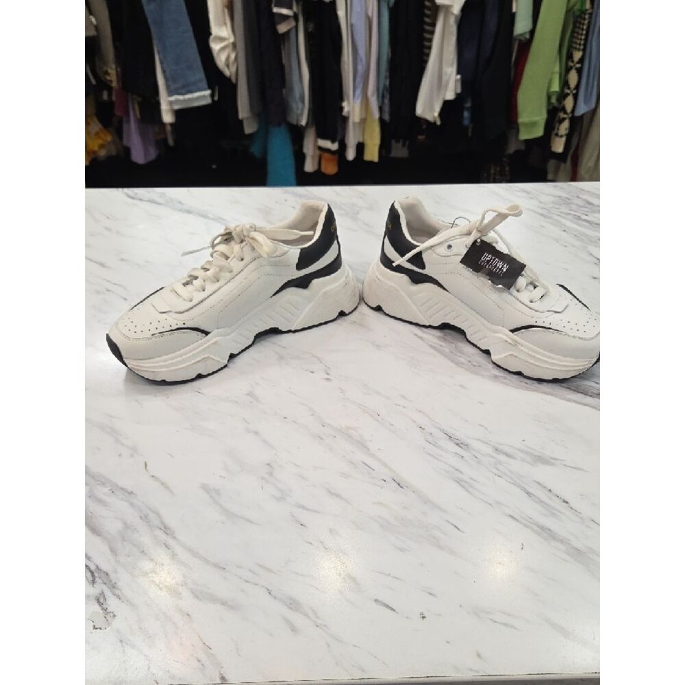 Dolce & Gabbana White and Black Platform Sneakers - Picture 3 of 16